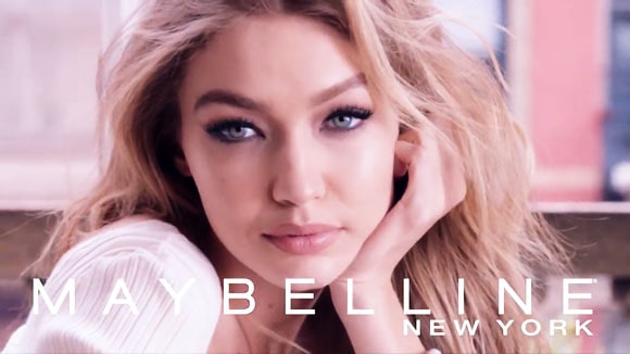 メイベリンハイパーカールのcmでジジ ハディッドが無敵に可愛い900円 メイベリンニューヨークのマスカラ